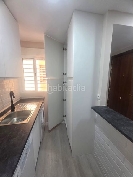 Foto 3a891750-e9c7-4488-82a2-43ddfc75a7e1. Flat with heating in Simancas Madrid