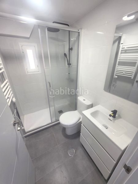 Foto ead2ec68-21df-454d-a879-29996cf71e50. Flat with heating in Simancas Madrid