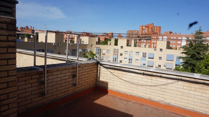 Foto 0b518b59-681d-45a2-bdce-5b037341a1d8. Pis amb calefacció aparcament a Palomeras Bajas Madrid
