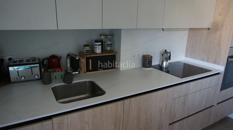 Foto 876855f8-9356-48d8-98ce-6655a63d01ed. Pis amb calefacció aparcament a Palomeras Bajas Madrid