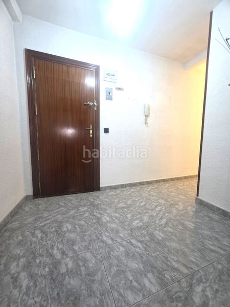 Foto 648acd22-9ff5-48f4-ae08-f286a0b8aef8. Flat with heating in San Isidro Getafe
