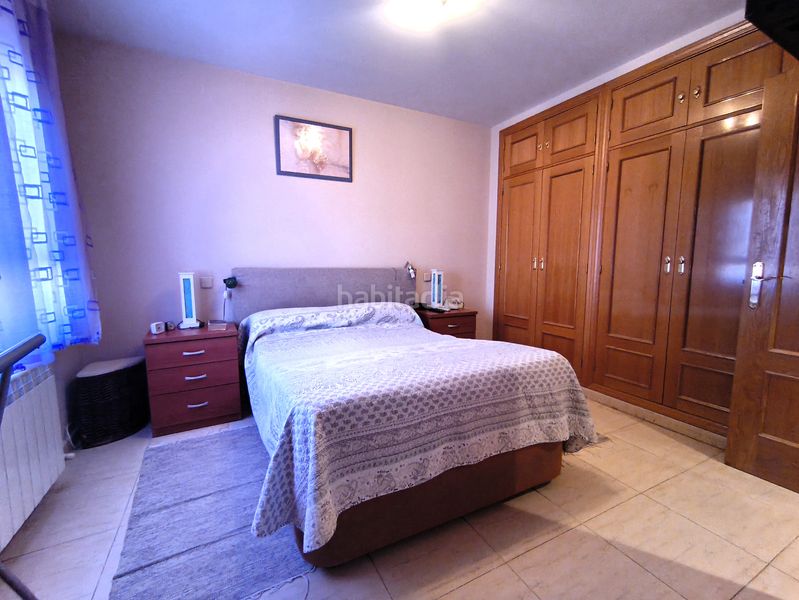 Foto 47e93457-2b66-4e06-a8f9-afc443976688. Casa adossada amb calefacció aparcament a Yuncos