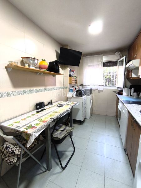 Foto d7f44dcd-62ea-4ede-b01b-d9ed20a36747. Casa adossada amb calefacció aparcament a Yuncos