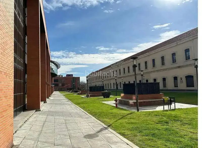 Foto 8fb99ead-d623-42fd-babd-f2df58fa45bc. Casa in Universidad Getafe
