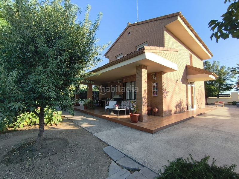 Foto 006620d2-8478-43e0-b0f7-c3aacc88e452. Chalet en Yuncler
