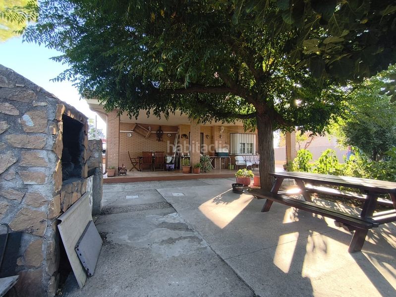 Foto 739ad627-70e1-46f0-88e5-38198be0bd1c. Chalet en Yuncler
