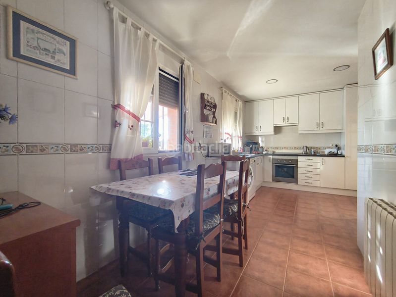 Foto b0901240-b432-4adf-aeb3-e066d603e89e. Chalet en Yuncler