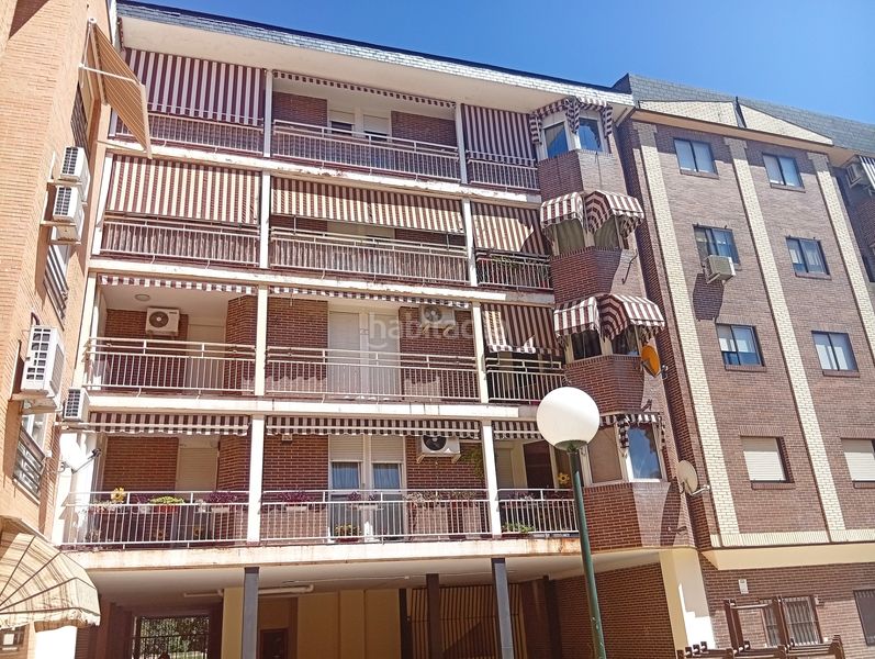 Foto 58a9f2be-ea5b-4c86-a5d4-ff77ea00c679. Pis amb calefacció aparcament piscina a V Centenario Leganés