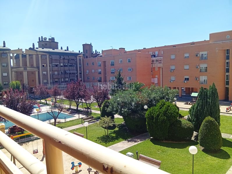 Foto 68f8f1c3-f638-4aa5-bb5c-202cff6c5546. Pis amb calefacció aparcament piscina a V Centenario Leganés