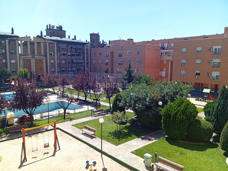 Foto 69ca262a-349e-458e-a8b0-9c74e5fe6a19. Pis amb calefacció aparcament piscina a V Centenario Leganés