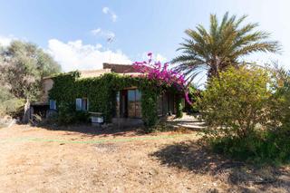 Masia  Carrer d'es cós. Preciosa vivienda mallorquina con infinitas posibilidades