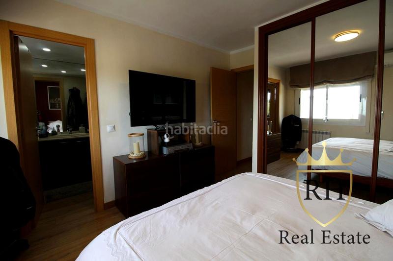 Foto 1a231ea8-c7ed-4c66-a362-83798f89c823. Casa adossada amb calefacció aparcament a Cala Major Palma de Mallorca