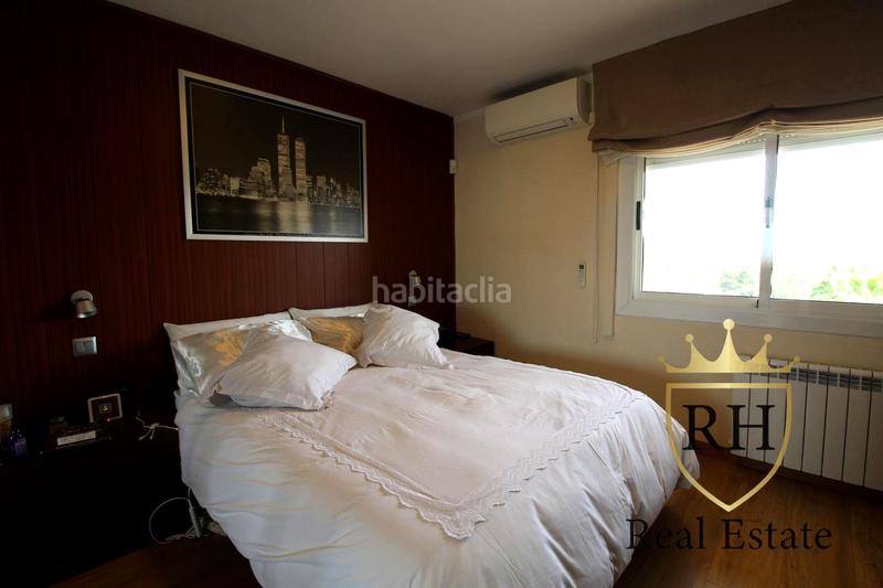 Foto 25ebf013-e6ea-4dff-8ec8-d1601b1b2853. Casa adossada amb calefacció aparcament a Cala Major Palma de Mallorca