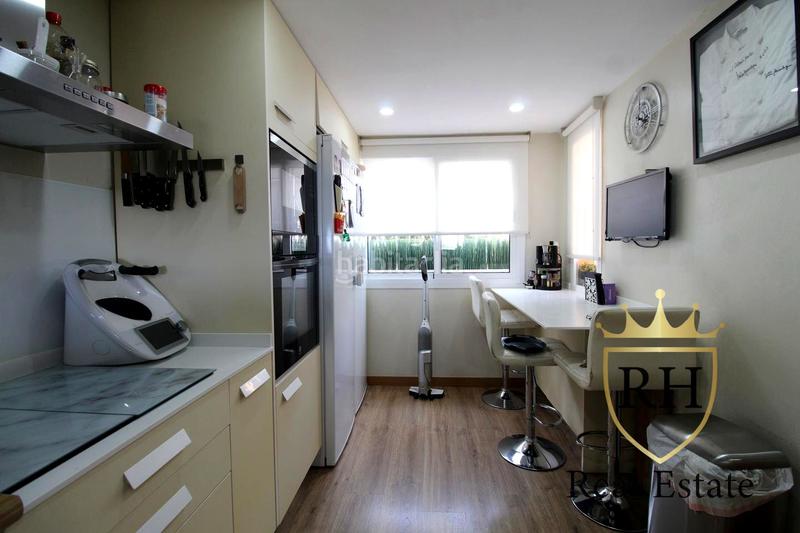 Foto 319e4179-61f1-4c49-9786-5c3cb2944d32. Casa adossada amb calefacció aparcament a Cala Major Palma de Mallorca