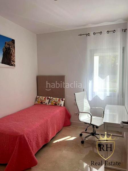 Foto b9a995a7-236d-44b7-9b61-293edecbda56. Location appartement avec piscine dans Portals Nous Calvià