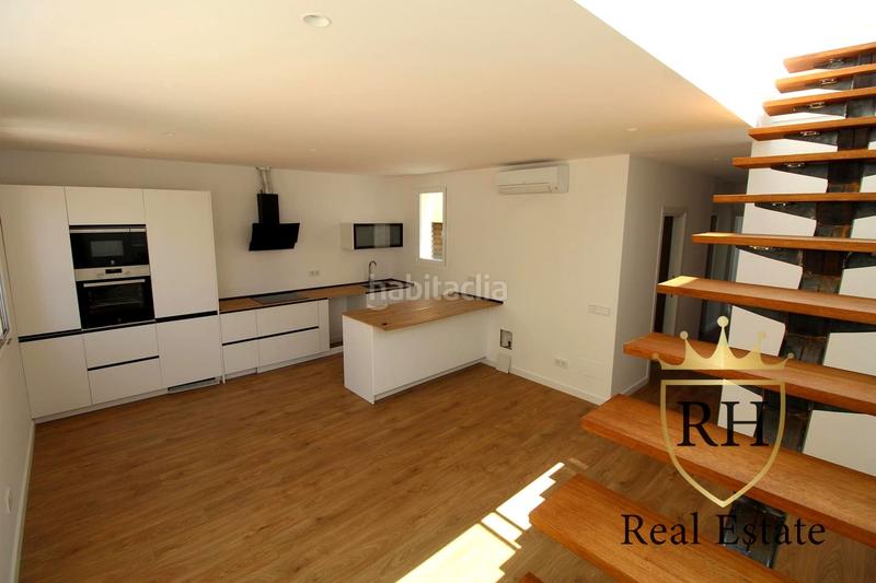 Foto 2bc2cc32-e4b2-486f-afa0-d4236a50e4a7. Àtic amb calefacció a Pere Garau Palma de Mallorca