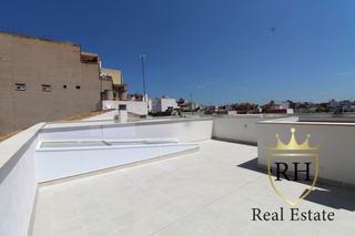 Pis  Carrer nicolau de pacs. Atico a estrenar con terraza en centro de palma