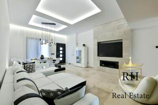 Planta baixa  Carrer del socors. Preciosa planta baja con terraza y stano para entrar a vivir