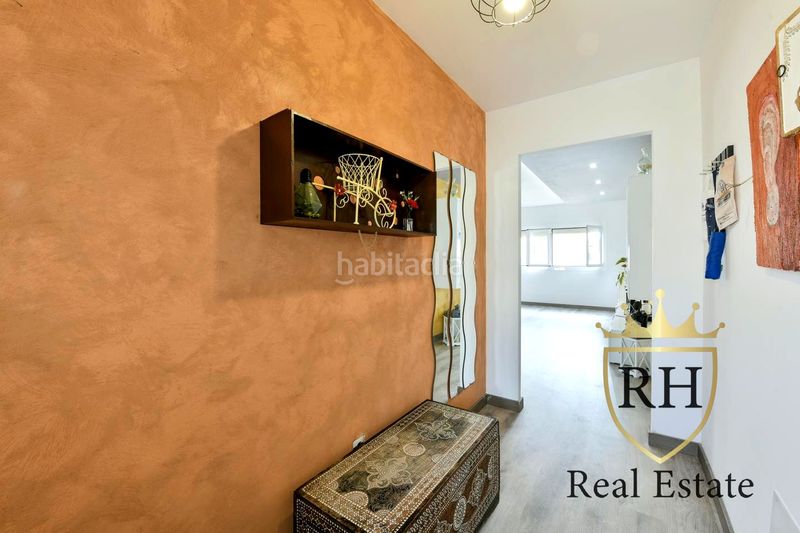 Foto d3c1cfe6-8d88-4521-9e5f-a8944cc00bdb. Apartament a S´Arenal Palma de Mallorca