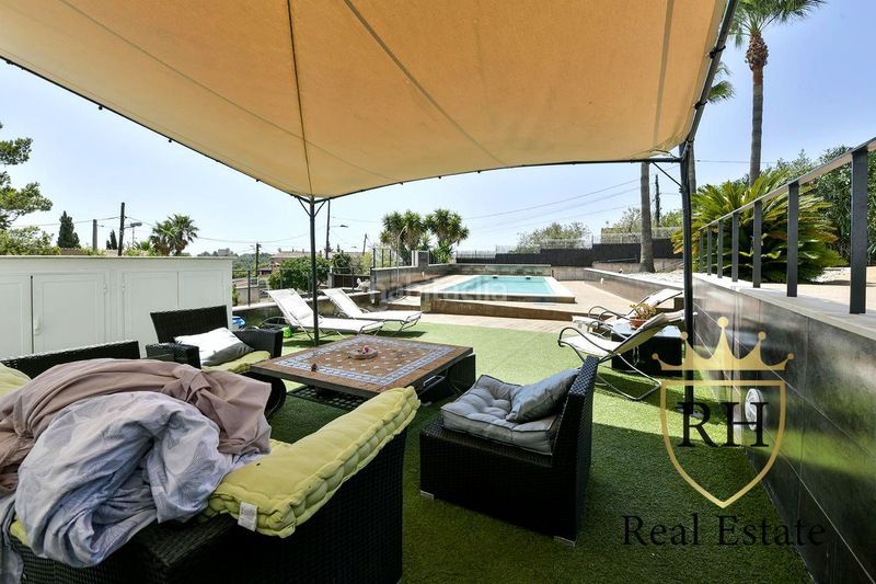 Foto 47a3f968-5905-4427-befe-2ed4f630a639. Casa amb calefacció aparcament piscina a Gènova Palma de Mallorca