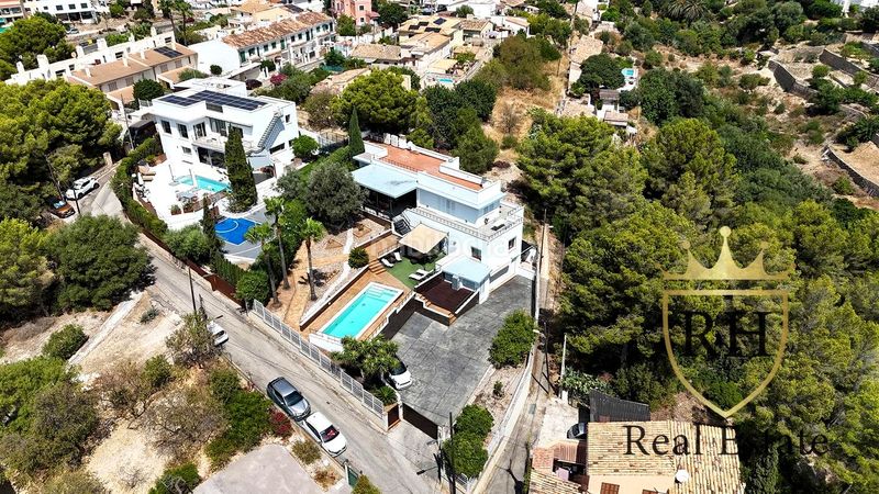 Foto 7ed6ad01-6f94-4df1-b7b8-c6e936a740b9. Casa amb calefacció aparcament piscina a Gènova Palma de Mallorca