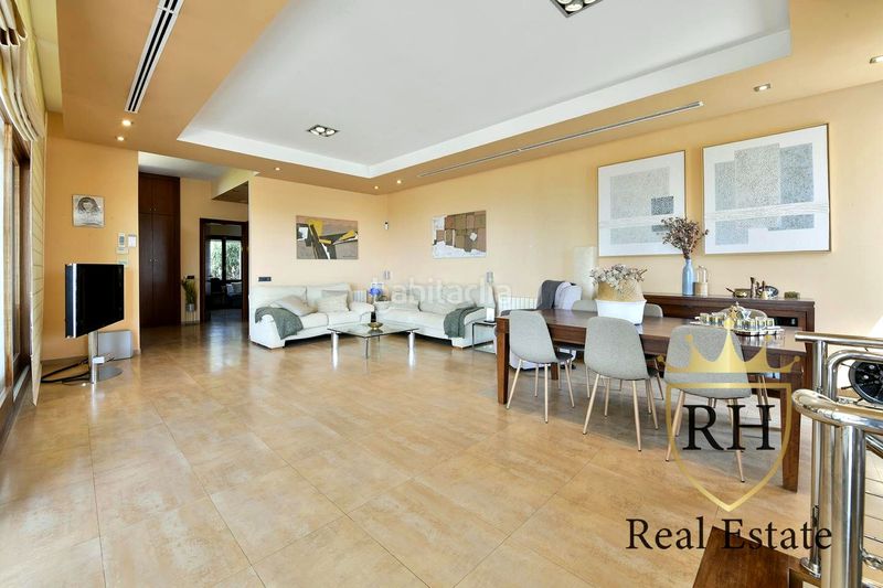Foto 807d0a8c-c331-4494-9a73-b0c49d7d24f7. Casa amb calefacció aparcament piscina a Gènova Palma de Mallorca