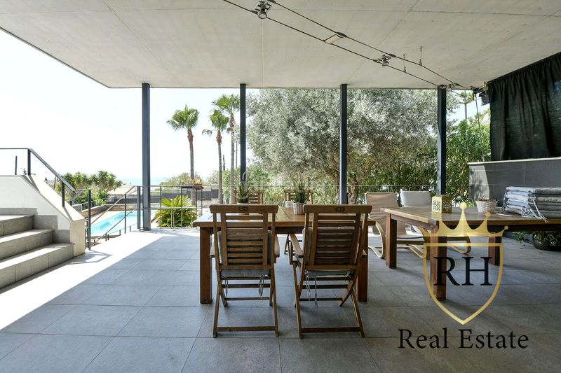 Foto 9ae2a8bf-a132-4bad-a83a-5d6c904dc93a. Casa amb calefacció aparcament piscina a Gènova Palma de Mallorca