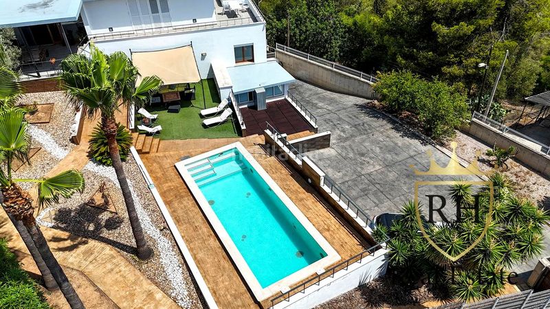 Foto f00c5cc8-77f4-44da-9832-10fbd8c57abd. Casa amb calefacció aparcament piscina a Gènova Palma de Mallorca