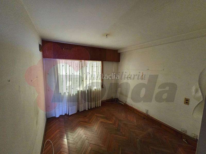 Foto 5f8ec2b3-ea28-458e-ac28-55e613e91906. Piso  en praza do ferrol en Centro - Recinto Amurallado Lugo
