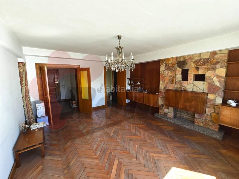 Foto a4d0da0f-80ed-4cb6-9026-5f736d811047. Piso  en praza do ferrol en Centro - Recinto Amurallado Lugo