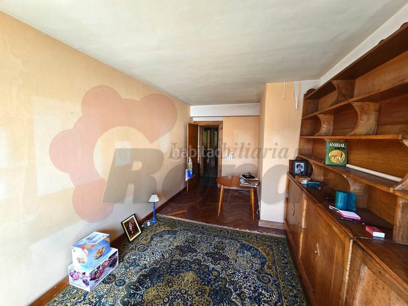 Foto b7a294bc-e9ba-430f-94ed-adbffed8f5d5. Piso  en praza do ferrol en Centro - Recinto Amurallado Lugo