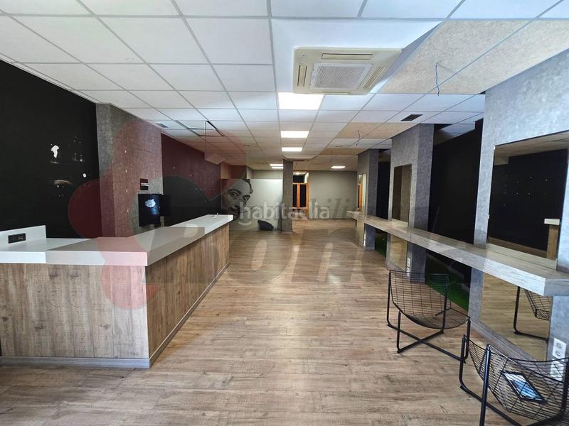 Foto 67ebddd2-ac2d-4a64-a630-a1ce27c3a98a. Alquiler local comercial  en rúa san roque en Lugo