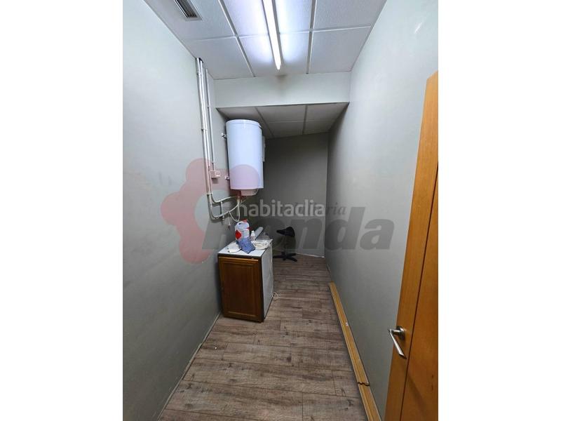 Foto a2b32459-9759-456f-b66e-f97d853e1e2d. Alquiler local comercial  en rúa san roque en Lugo