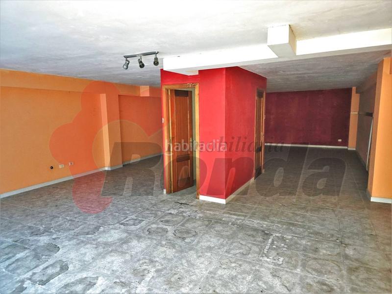 Foto 04b5e257-669e-4f39-a7d7-62867ffbb962. Lloguer local comercial a San Roque - As Fontiñas Lugo