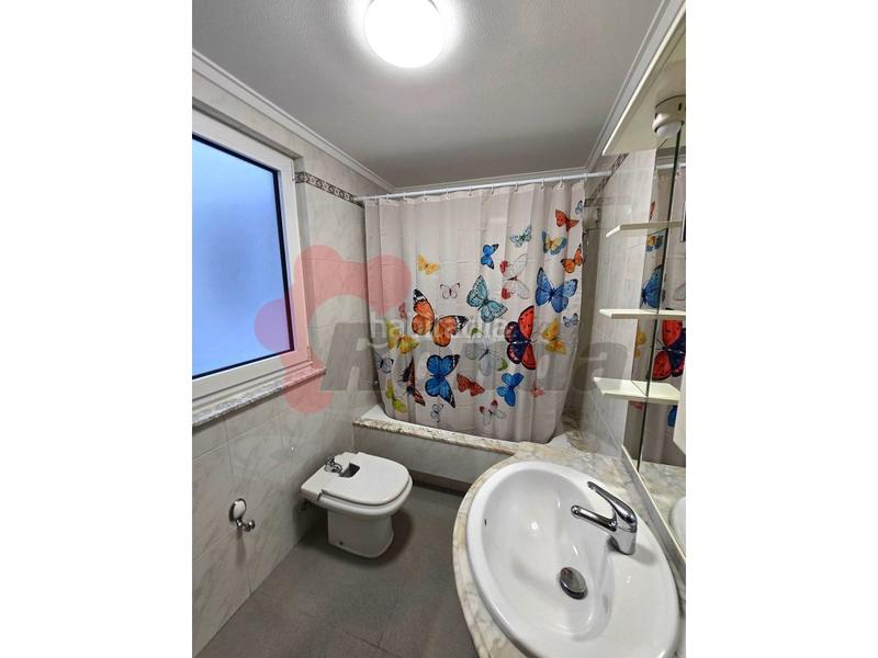 Foto 7fa9931e-bf39-48ad-b99d-ce5fd284ff1f. Alquiler apartamento  en rúa doña urraca en Lugo