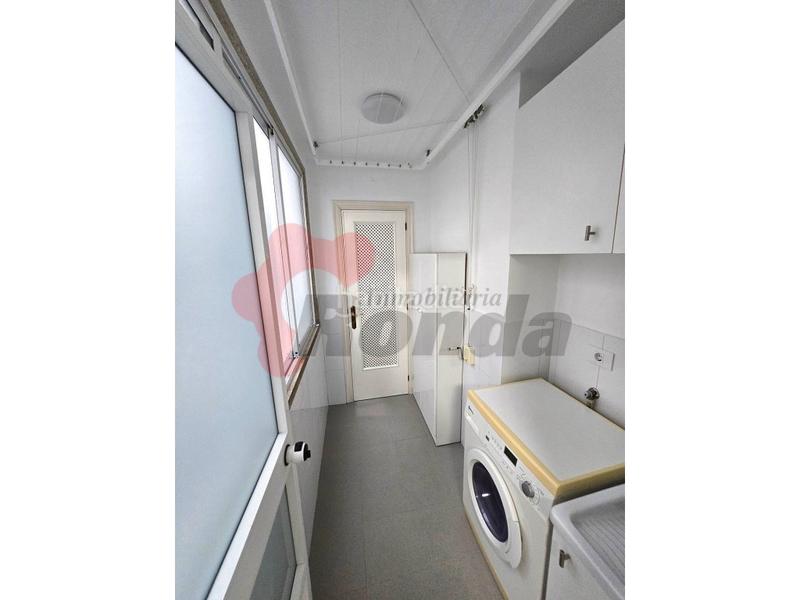 Foto dc239f0f-d31c-43fc-84fd-4ce822abcfd3. Alquiler apartamento  en rúa doña urraca en Lugo