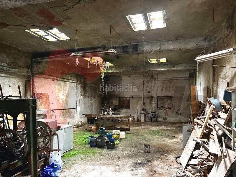 Foto a1d31fff-72f8-4161-9892-3836fb1624c6. Edificio  en rúa río tui en A Milagrosa Lugo