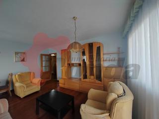 Miete Etagenwohnung in Acea de Olga - Augas Férreas. Amplio y luminoso piso en zona sur