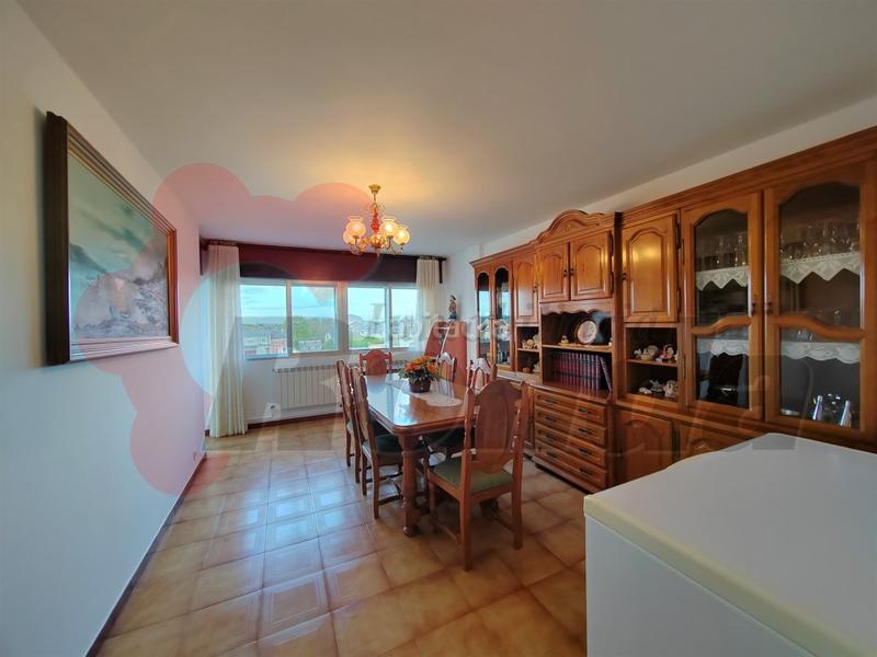 Foto 8874c6eb-aa36-41c1-9978-e8bebaf06e7f. Pis amb aparcament a Rábade