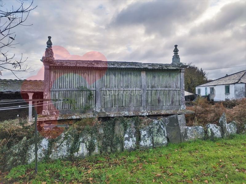 Foto 4bd186b5-7cf3-488b-99cb-526d4dcc5c45. Casa finca con dos edificaciones en Guntín