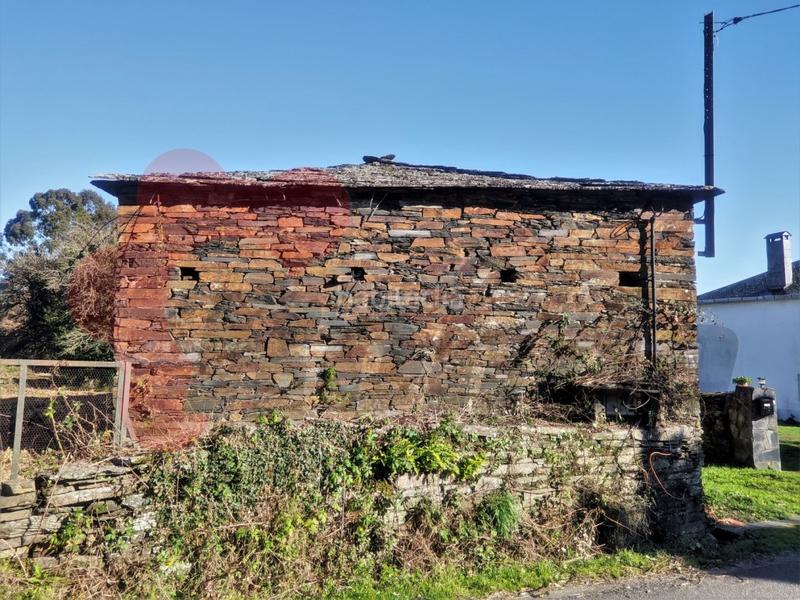 Foto da397f1b-ea72-4d8c-b5e0-987726b03441. Casa finca con dos edificaciones en Guntín