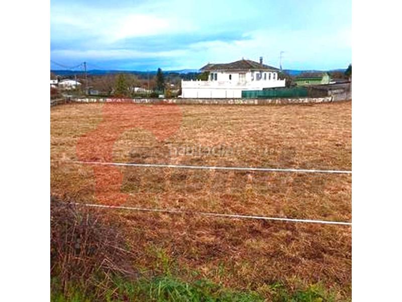 Foto 6d22a3a9-e93c-4f2c-b0f0-c07e8687a3ba. Terreno residencial parcela urbanizable en Parroquias del Este Lugo
