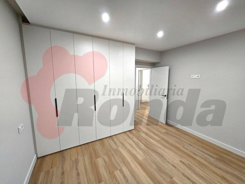 Foto 0b0e0d23-48e2-4be4-a256-6dd870f73c73. Appartamento con parcheggio in A Milagrosa Lugo