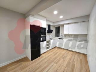 Pis  N/a. Vivienda en avenida de la coruña a un paso de la muralla