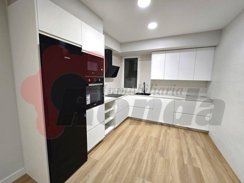 Foto 7613c0d0-4a28-4902-b2b9-6d0c63240194. Appartamento con parcheggio in A Milagrosa Lugo