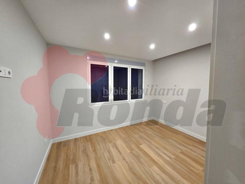 Foto d270e1dc-0da3-42c6-ab25-869d234d9c2f. Appartamento con parcheggio in A Milagrosa Lugo