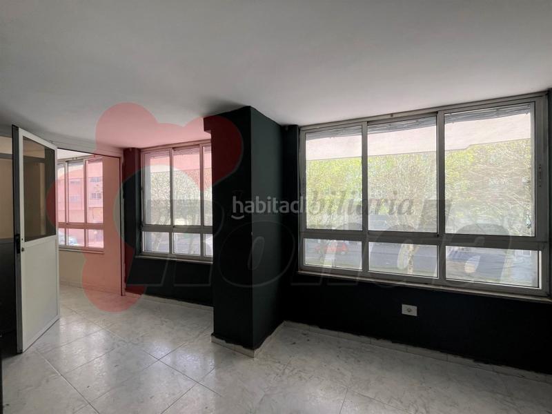 Foto d568ecab-155f-4eba-8f36-cf8310ef67e7. Alquiler local comercial  en avenida de fontiñas en Lugo