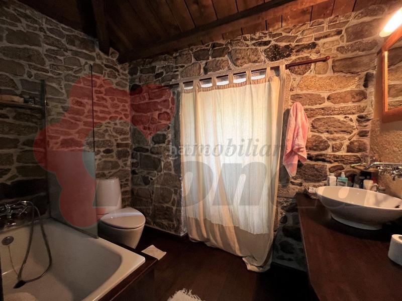 Foto 86f1868f-38a9-40bc-85e0-3825a577795c. Casa  rural con encanto en Guitiriz