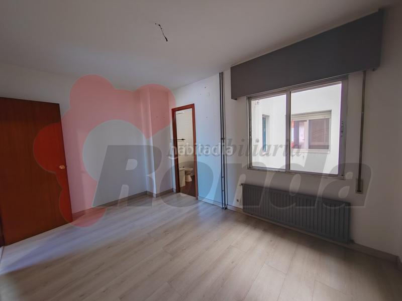 Foto c10587d5-a0d8-407f-a525-4adf437d03d7. Appartamento con riscaldamento parcheggio in A Piriganlla - Albeiros - Garabolos Lugo