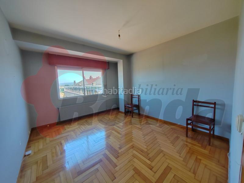 Foto c60f6aff-79ce-41df-b413-dc00bbaebf05. Appartamento con riscaldamento parcheggio in A Piriganlla - Albeiros - Garabolos Lugo
